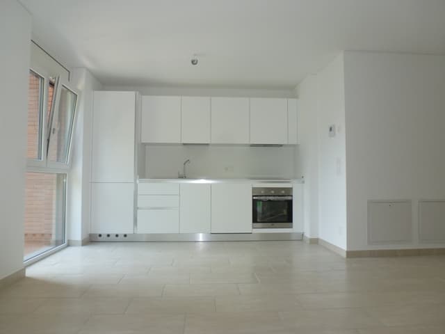 2.5-ROOM APARTMENT IN A GREEN AREA