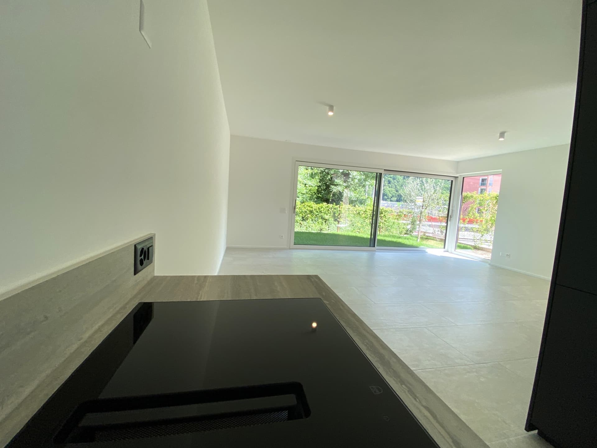 NEW 4.5-ROOM HOUSE WITH GARDEN