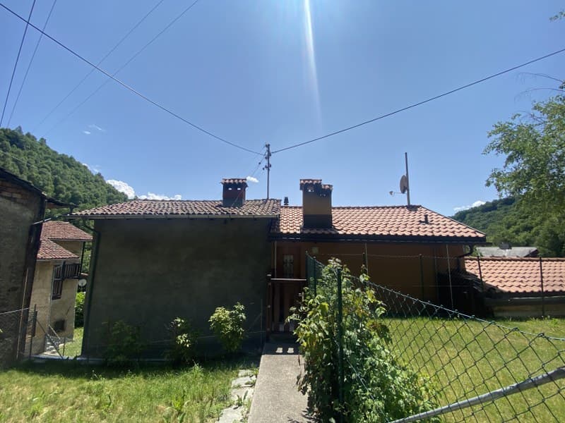 4.5 ROOM HOLIDAY APARTMENT IN THE MOUNTAINS