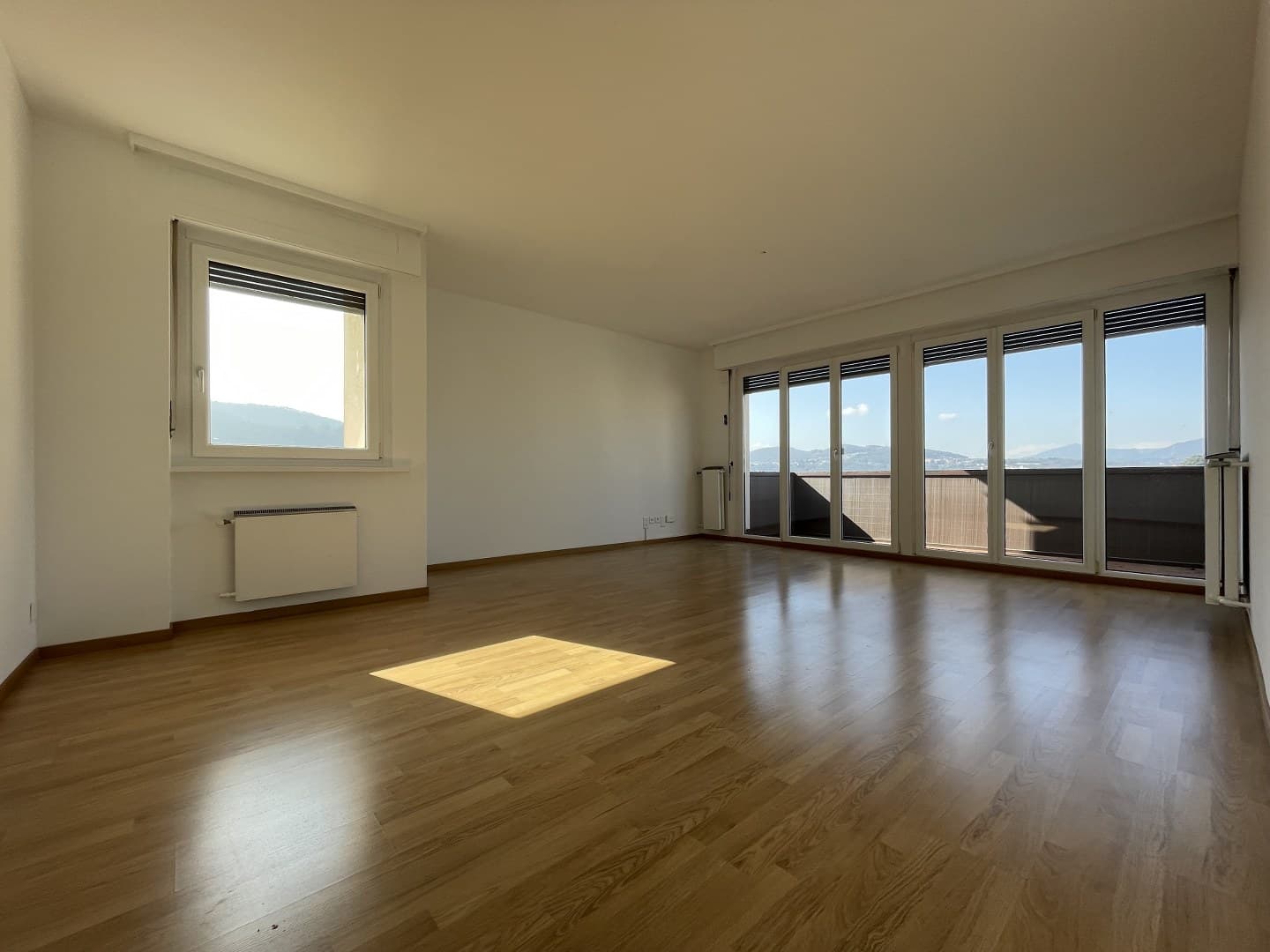 4.5 ROOM APARTMENT IN A QUIET RESIDENTIAL LOCATION