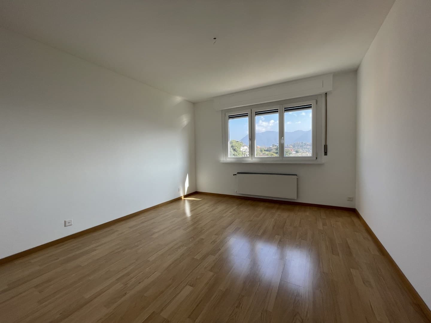 4.5 ROOM APARTMENT IN A QUIET RESIDENTIAL LOCATION