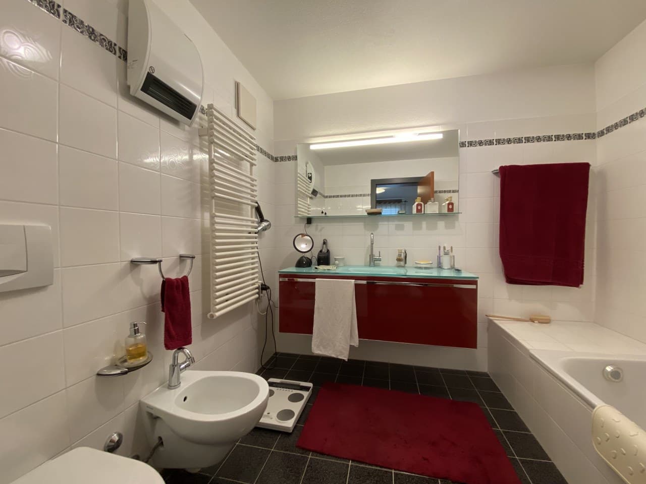 LUXURIOUS 4.5 ROOMS APARTMENT WITH LAKE VIEW