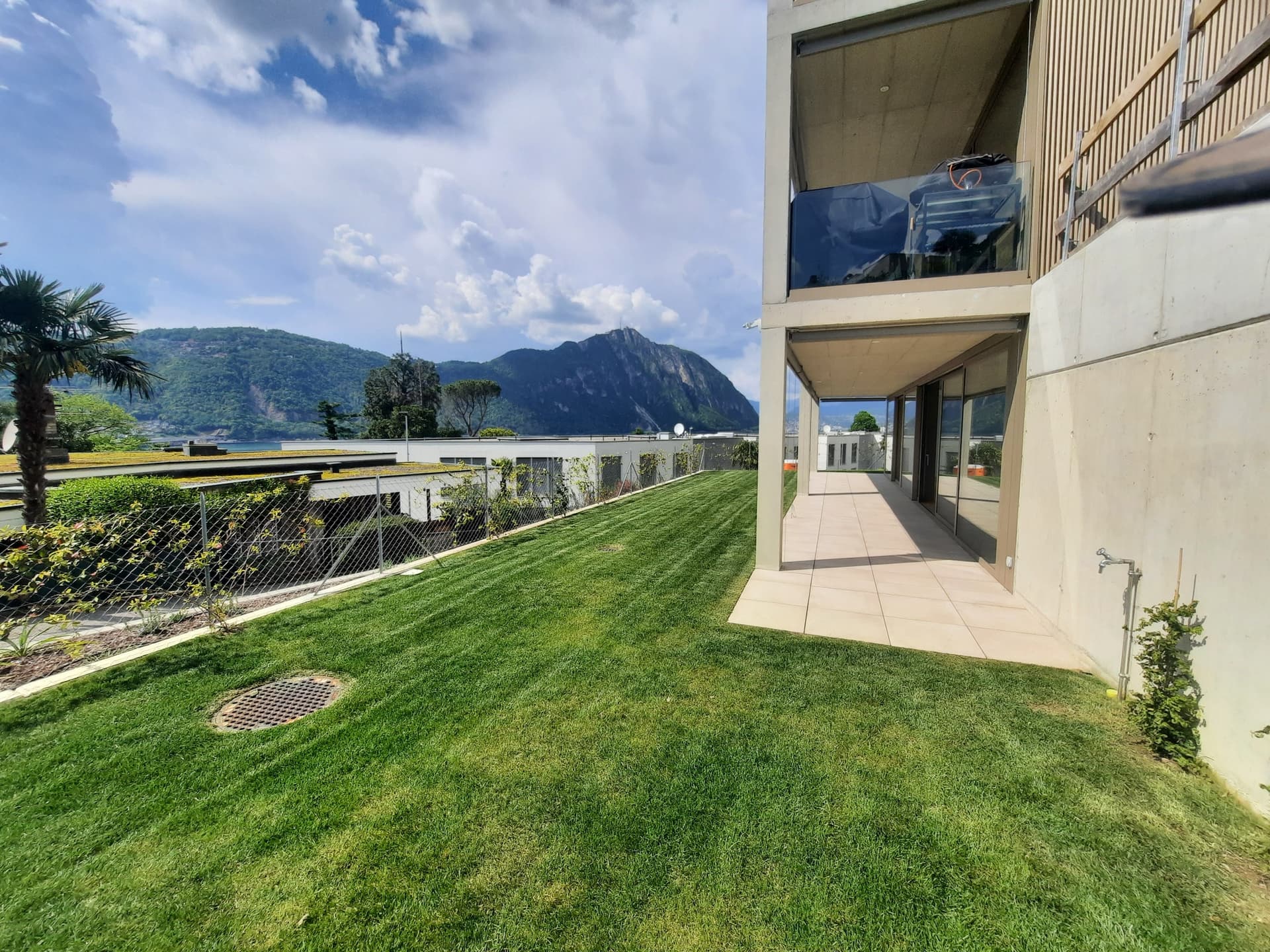 NEW 2.5 ROOM APARTMENT, LARGE GARDEN AND LAKE VIEW