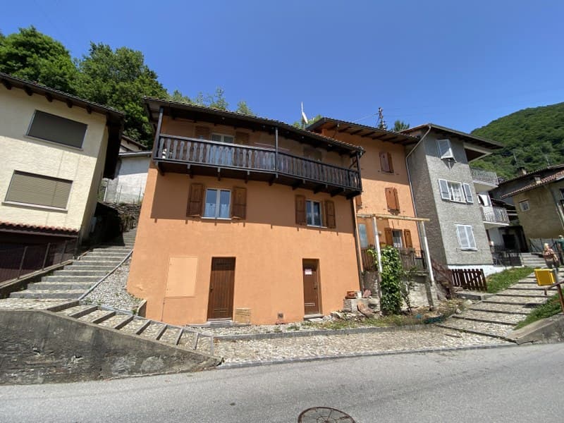 4.5 ROOM HOLIDAY APARTMENT IN THE MOUNTAINS