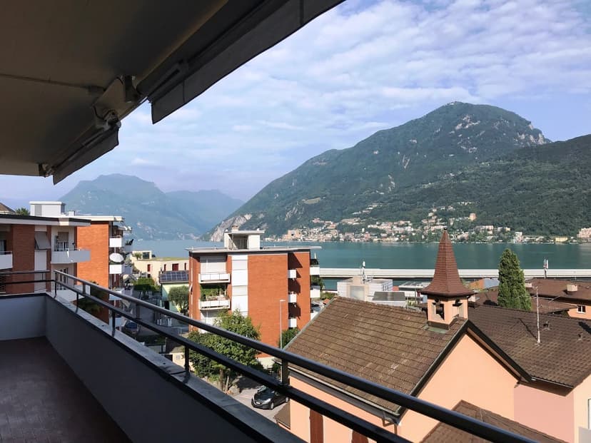 4.5 ROOM APARTMENT WITH PARTIAL LAKE VIEW