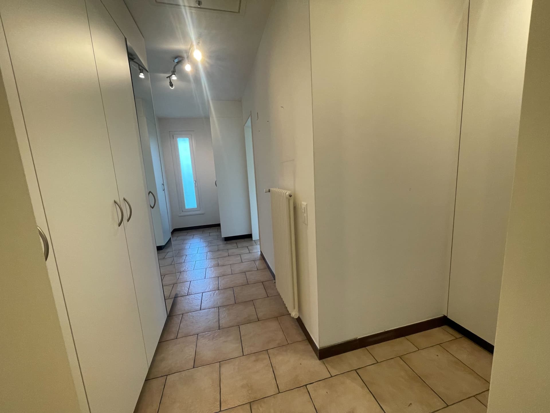 SINGLE-FAMILY HOME WITH 4.5 ROOMS