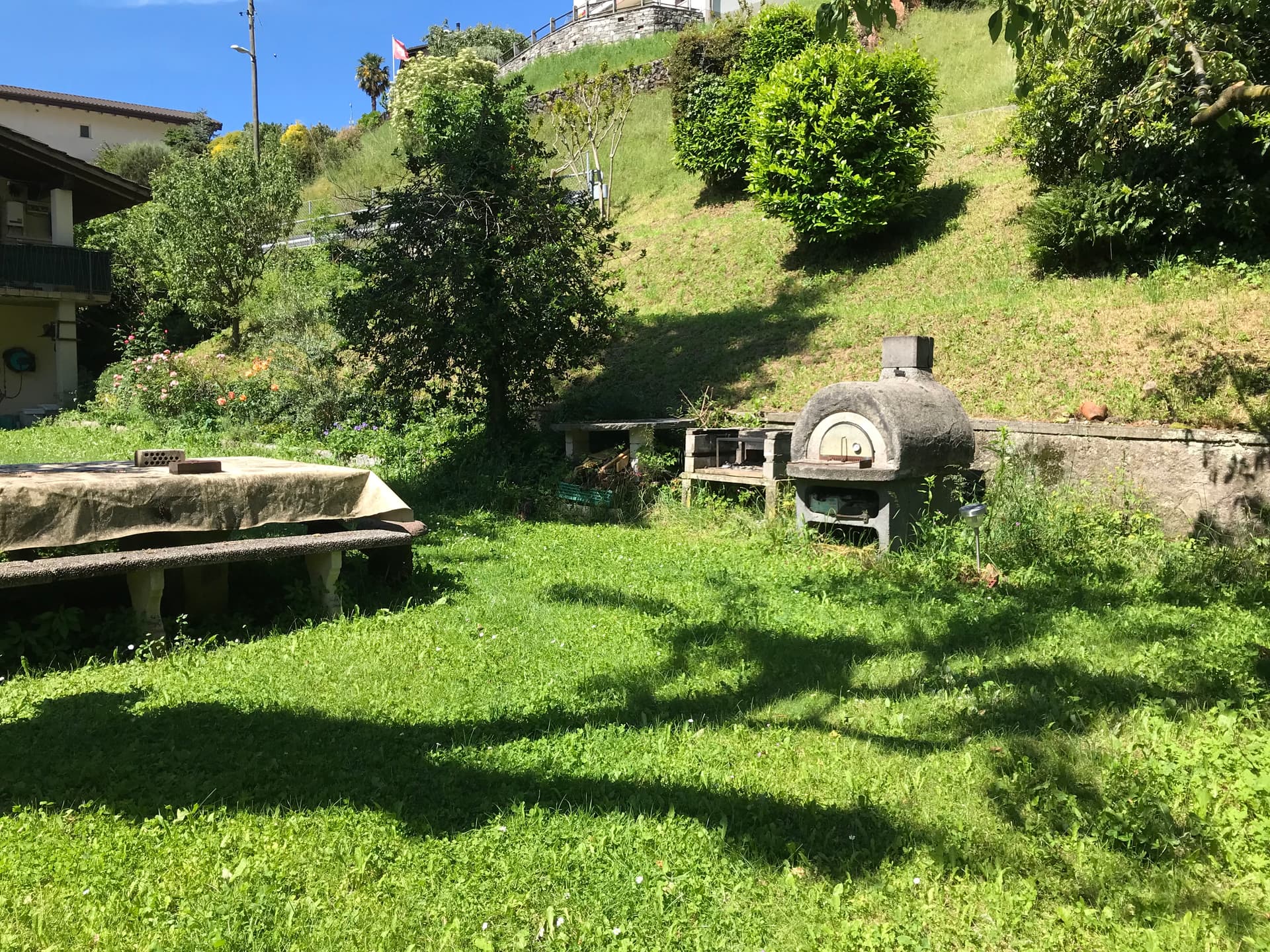 2.5 ROOM APARTMENT - 2ND FLOOR - SHARED GARDEN