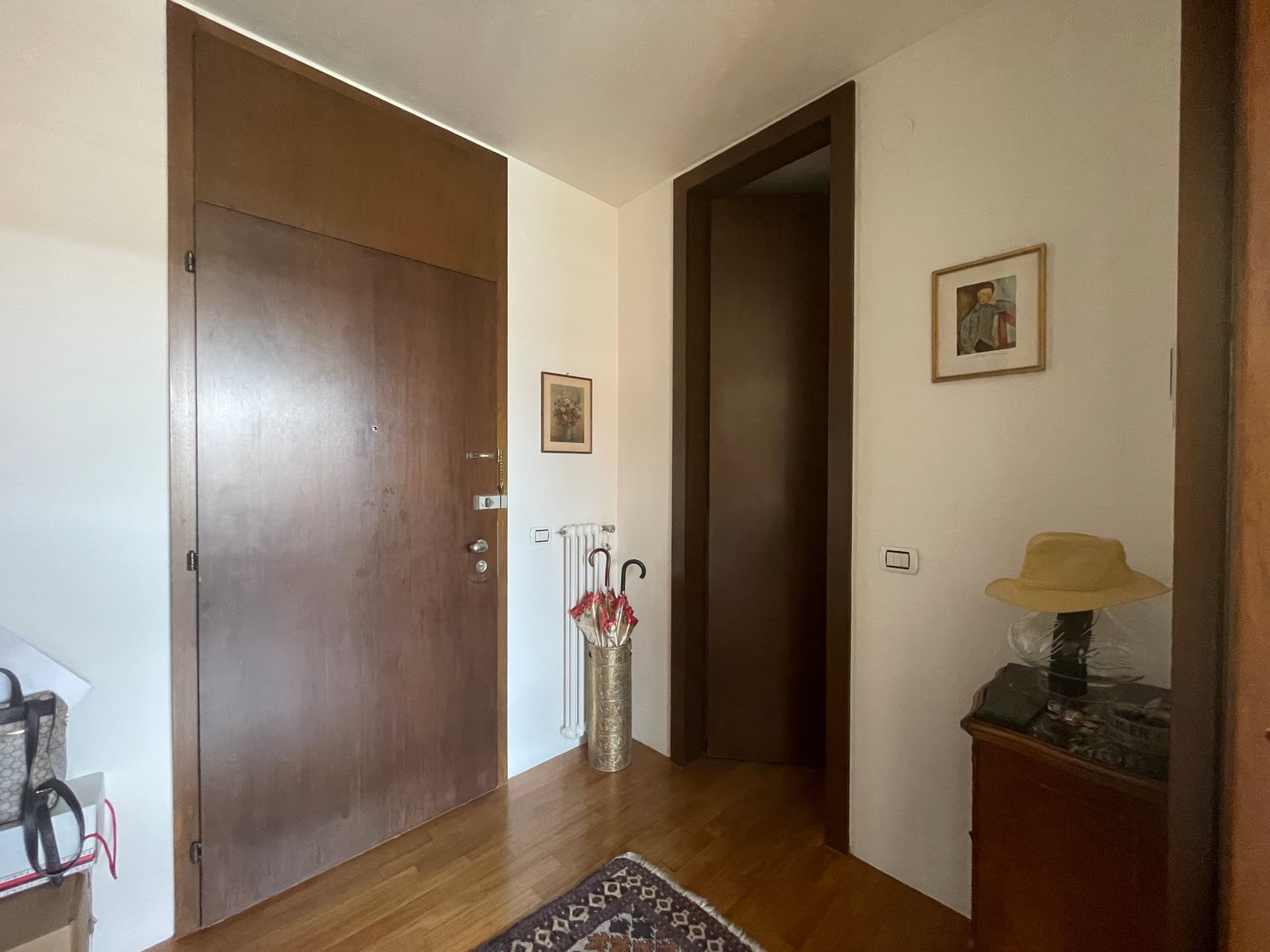 2.5 ROOM APARTMENT JUST A FEW STEPS FROM THE LAKESIDE