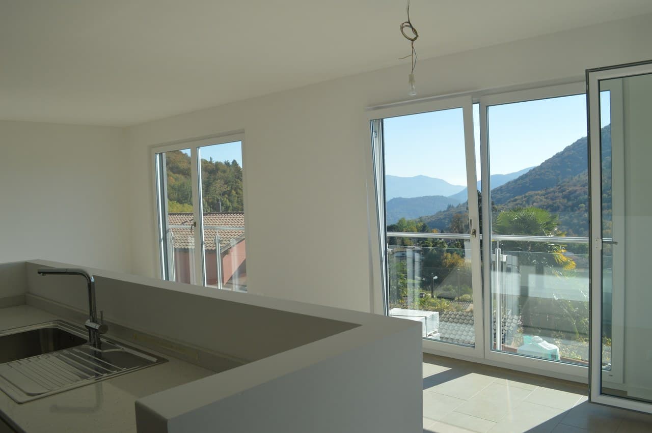 5.5-ROOM VILLA WITH GARDEN