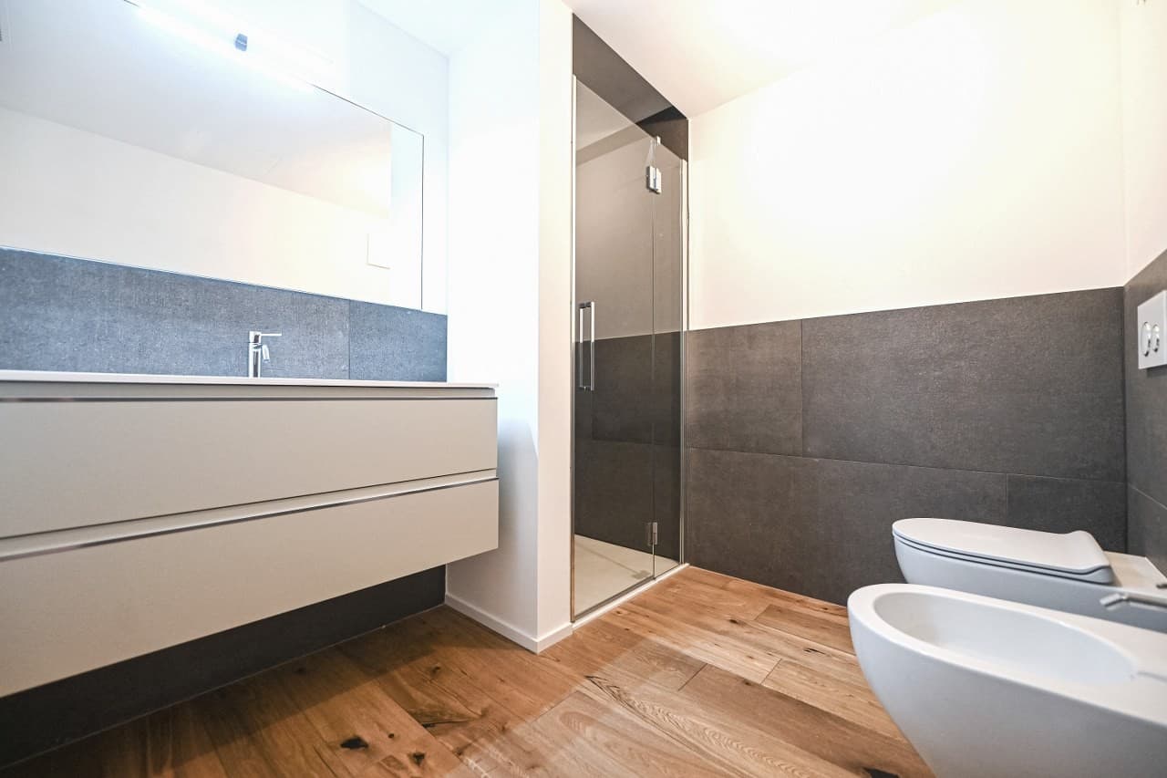 NEW 2.5 ROOMS APARTMENT FURNISHED WITH GARDEN