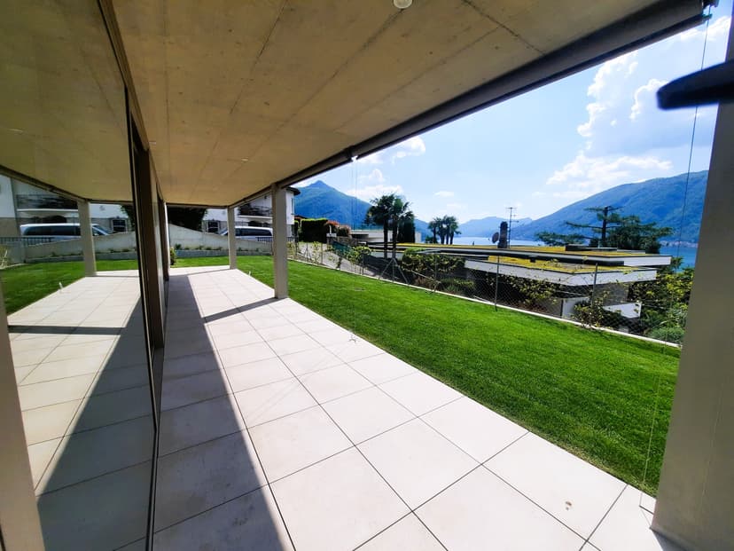 NEW 2.5 ROOM APARTMENT, LARGE GARDEN AND LAKE VIEW