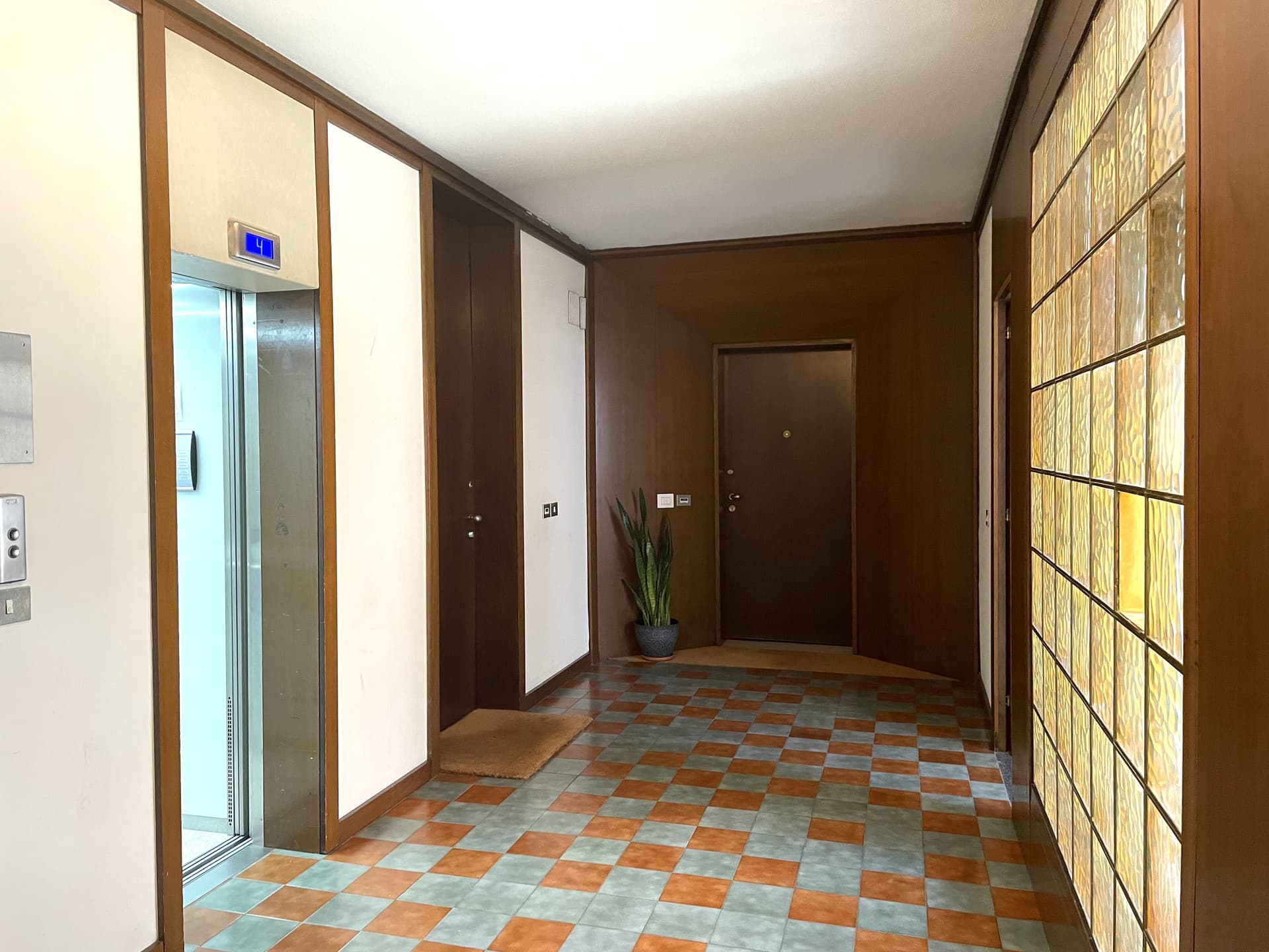 2.5 ROOM APARTMENT JUST A FEW STEPS FROM THE LAKESIDE