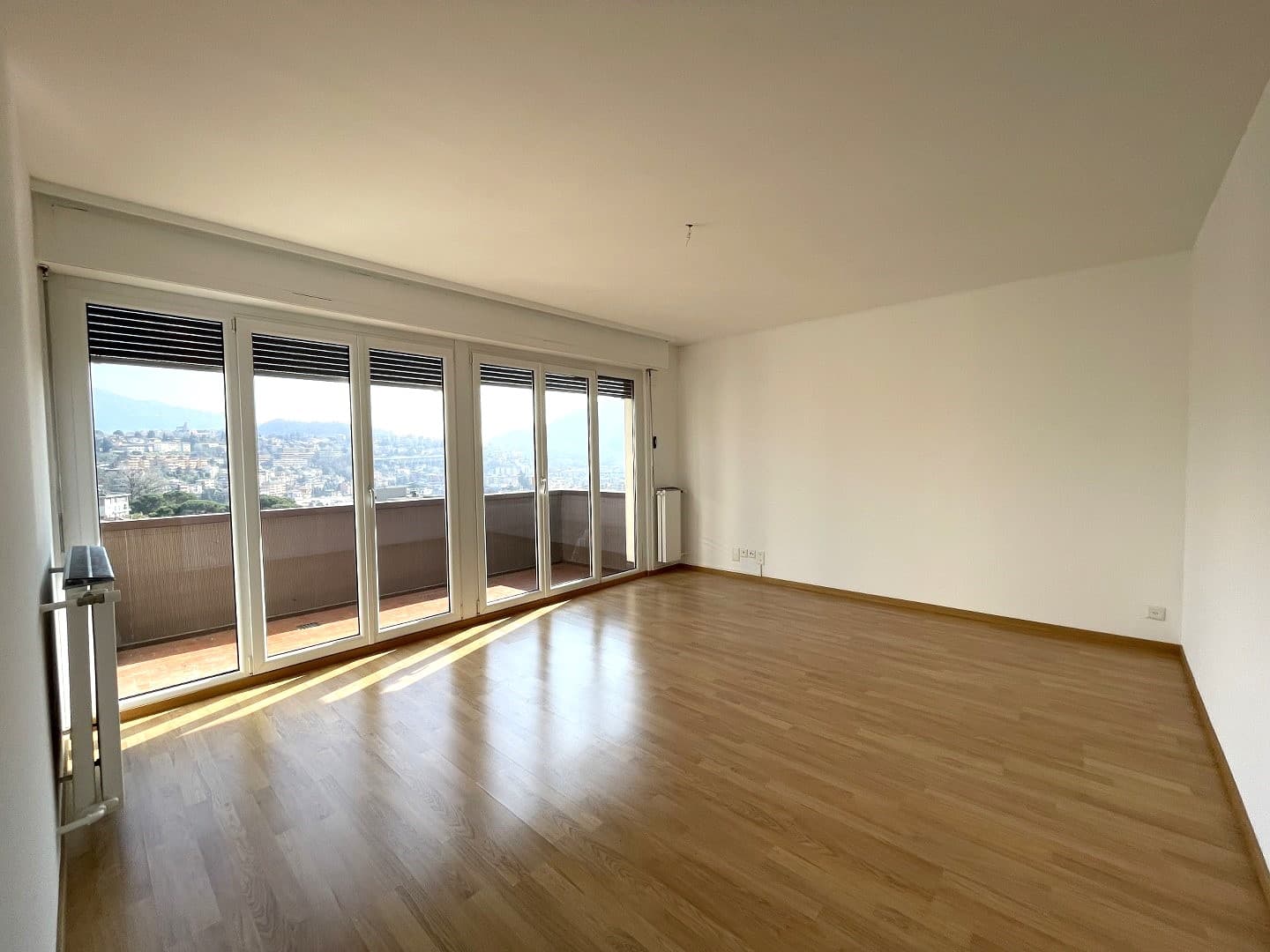 4.5 ROOM APARTMENT IN A QUIET RESIDENTIAL LOCATION