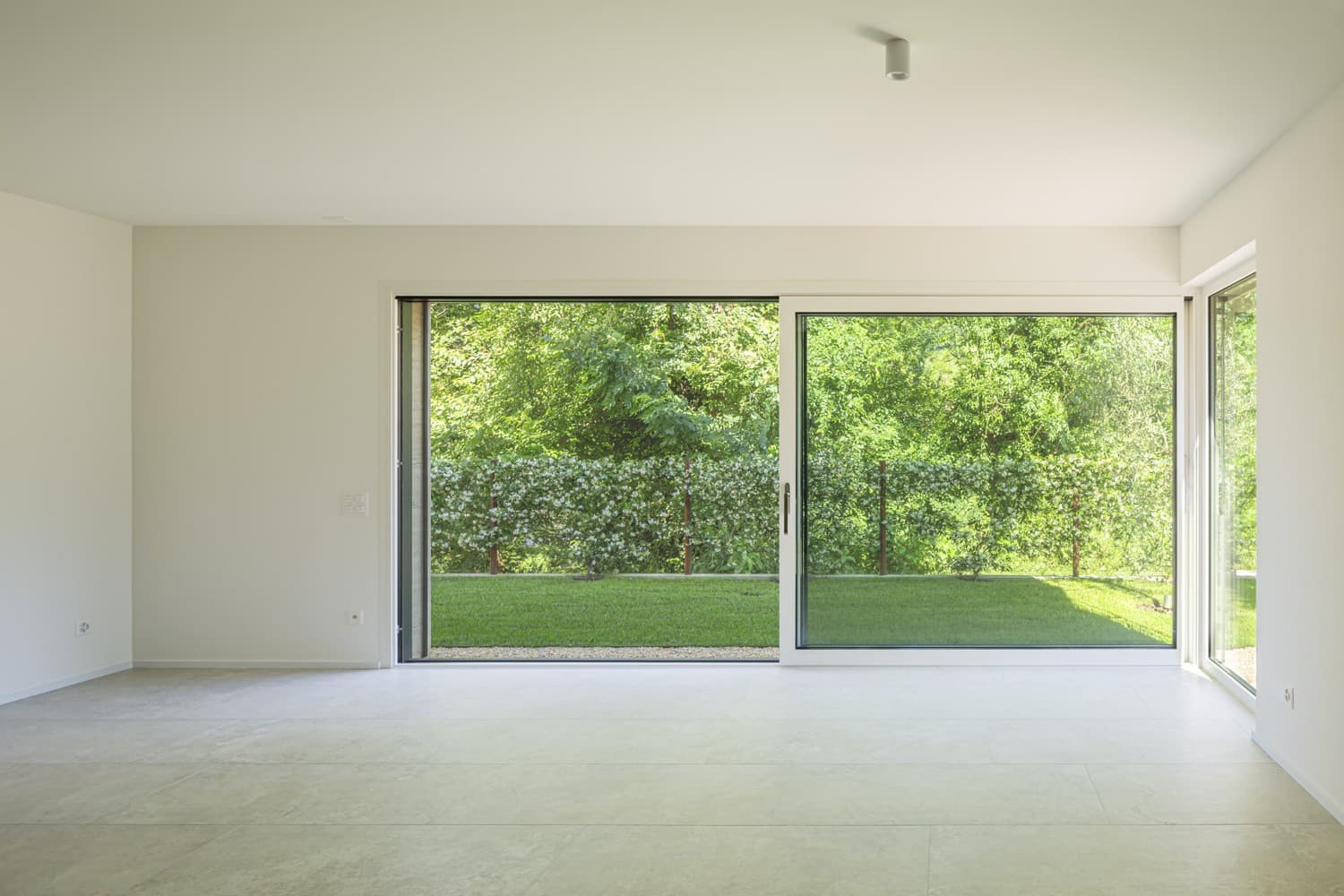 NEW 4.5-ROOM HOUSE WITH GARDEN