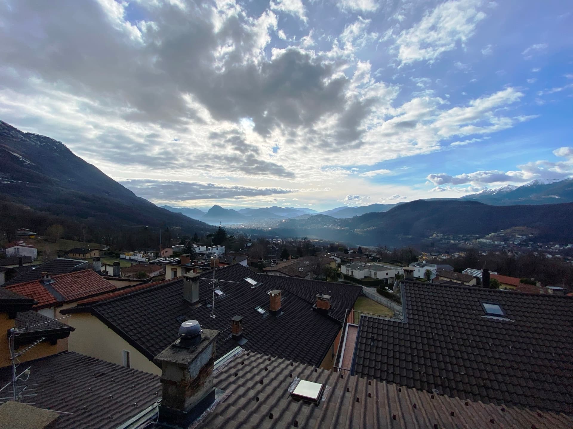 PERIOD HOUSE IN THE NUCLEUS WITH STUNNING PANORAMIC VIEW