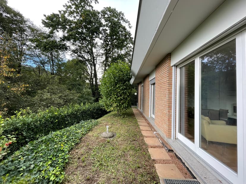 VILLETTA INDIPENDENTE CON GIARDINO, IN COMPLETA PRIVACY 