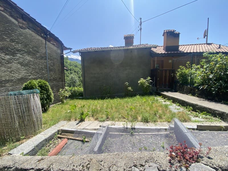 APPARTAMENTO 4.5 LOCALI DI VACANZA TRA LE MONTAGNE