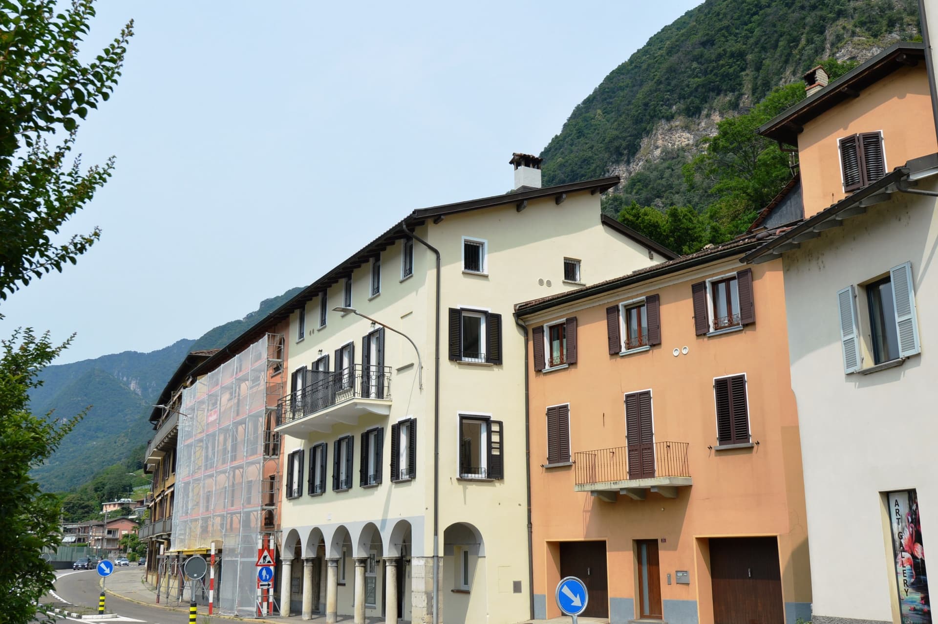 APPARTAMENTO 2.5 LOCALI MANSARDATO RISTRUTTURATO