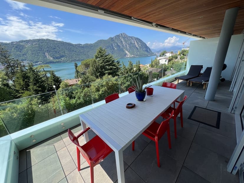 MODERNO APPARTAMENTO 3.5 LOCALI CON VISTA LAGO PANORAMICA