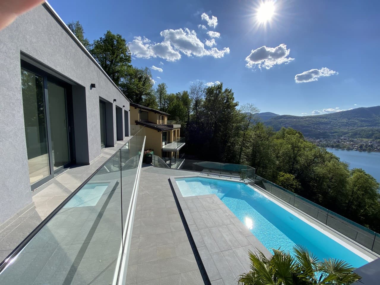 SPLENDIDA VILLA CON PISCINA E VISTA PANORAMICA