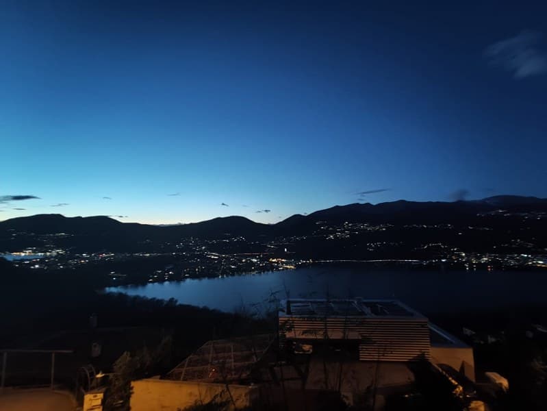 Occasione unica nella Collina d’Oro – Terreno di 776 mq con progetto approvato e vista lago