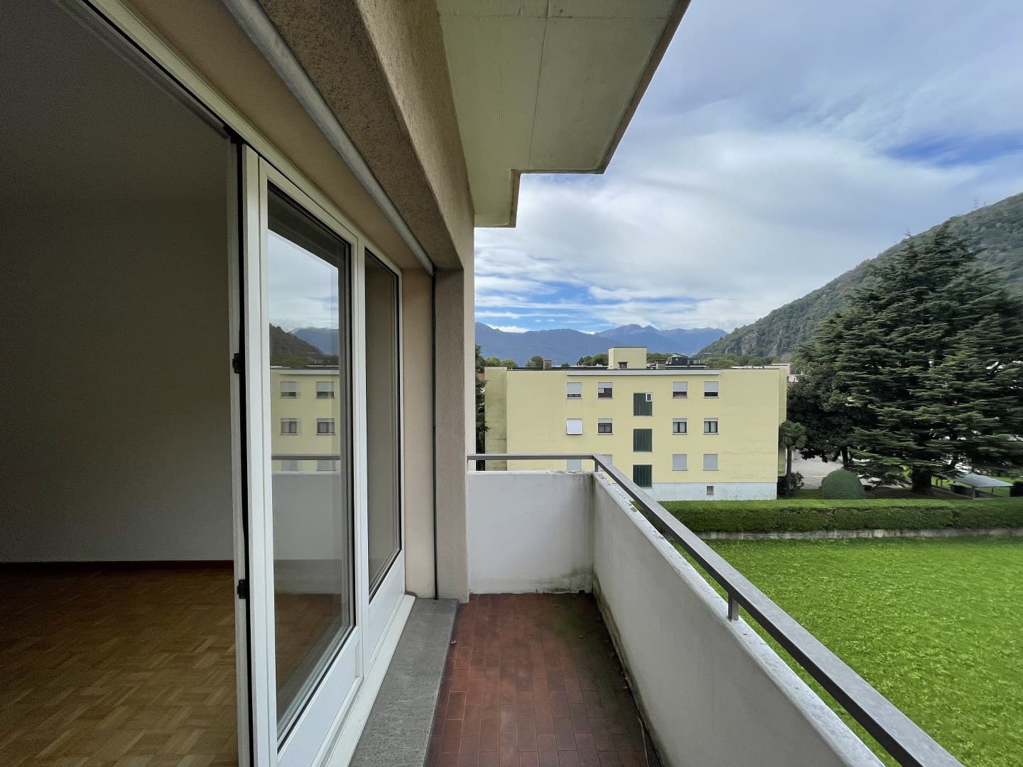 APPARTAMENTO 2.5 LOCALI AL QUARTO ED ULTIMO PIANO