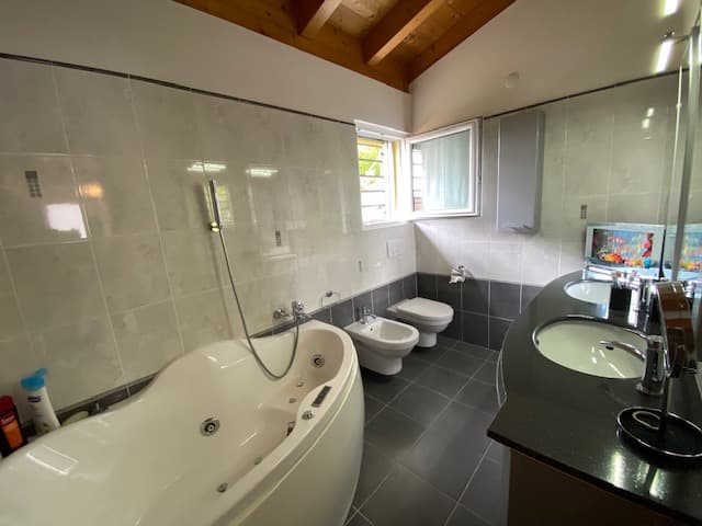 SPLENDIDA CASA UNIFAMILIARE CON VISTA PANORAMICA