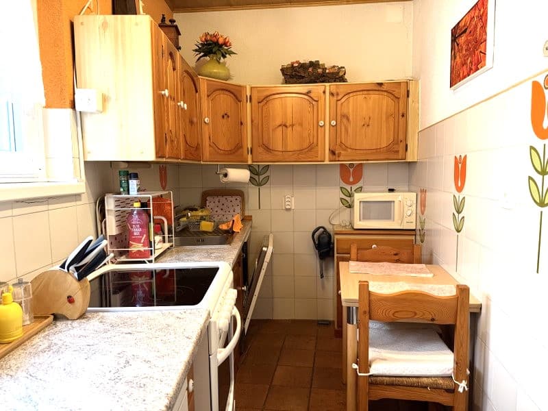  3.5-ROOM APARTMENT WITH GARDEN, JUST A STONE'S THROW FROM THE LAKE