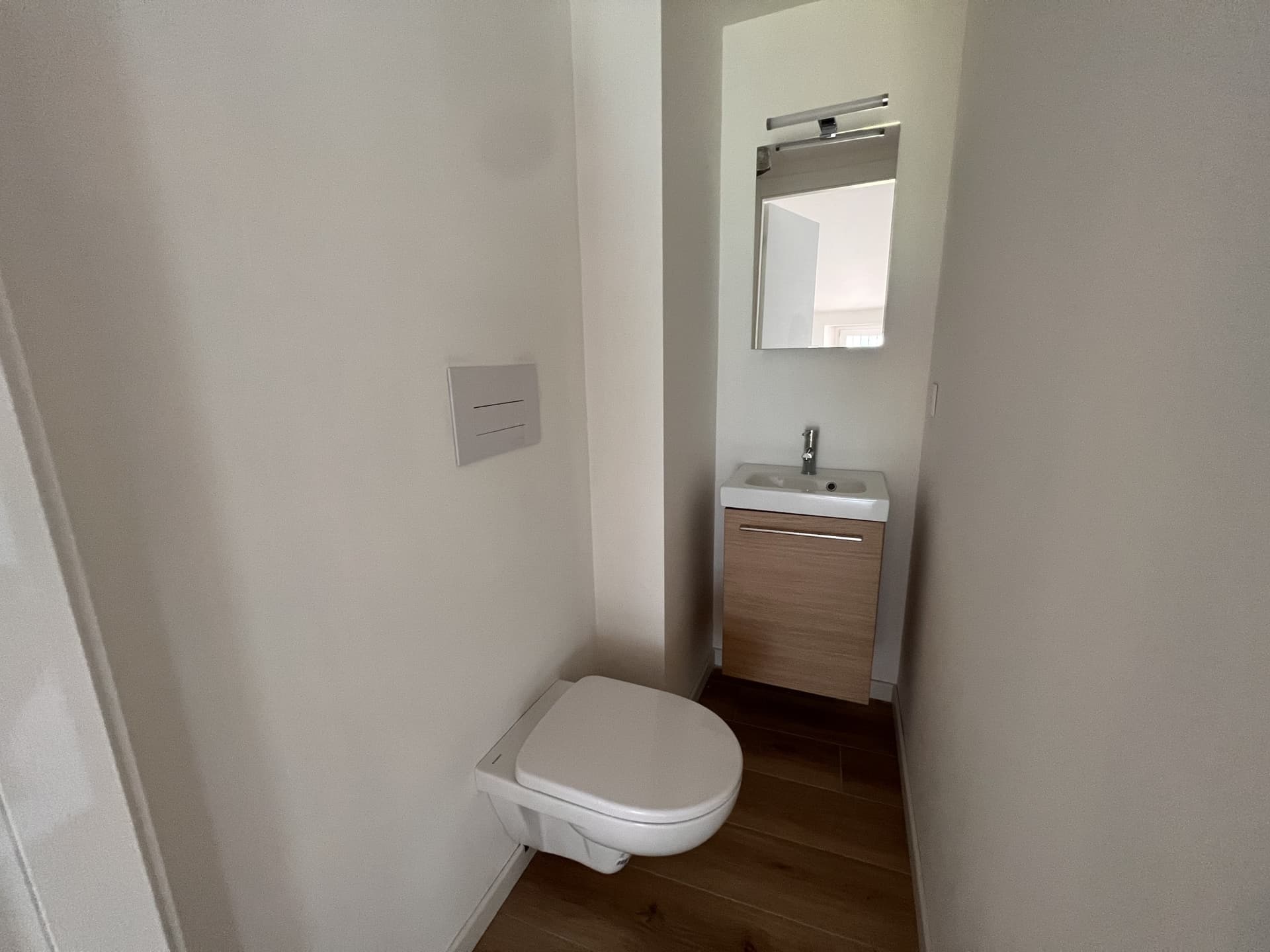 APPARTAMENTO 2.5 LOCALI MANSARDATO RISTRUTTURATO