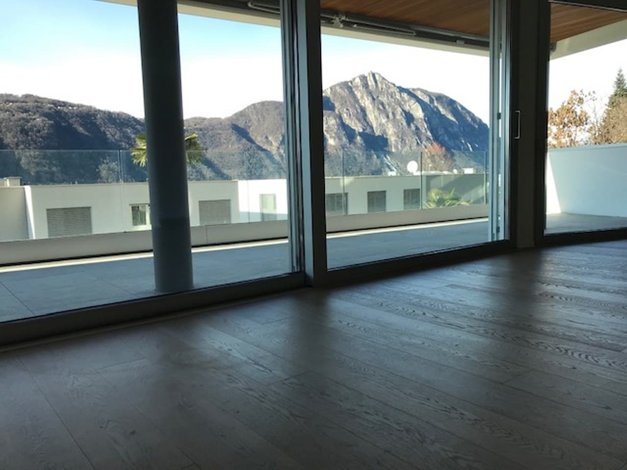 SPLENDIDO APPARTAMENTO 3.5 LOCALI CON AMPIA TERRAZZA