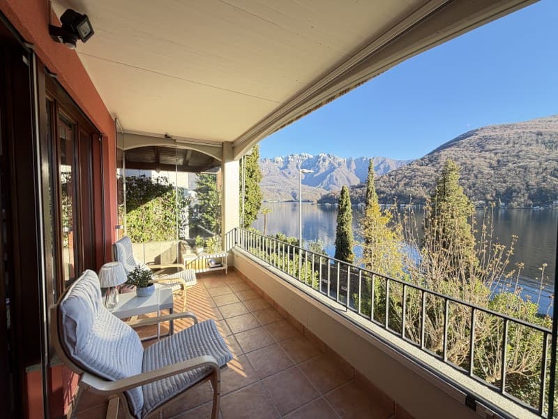 ELEGANTE E COMODO 2.5 LOCALI, DIRETTAMENTE FRONTE LAGO