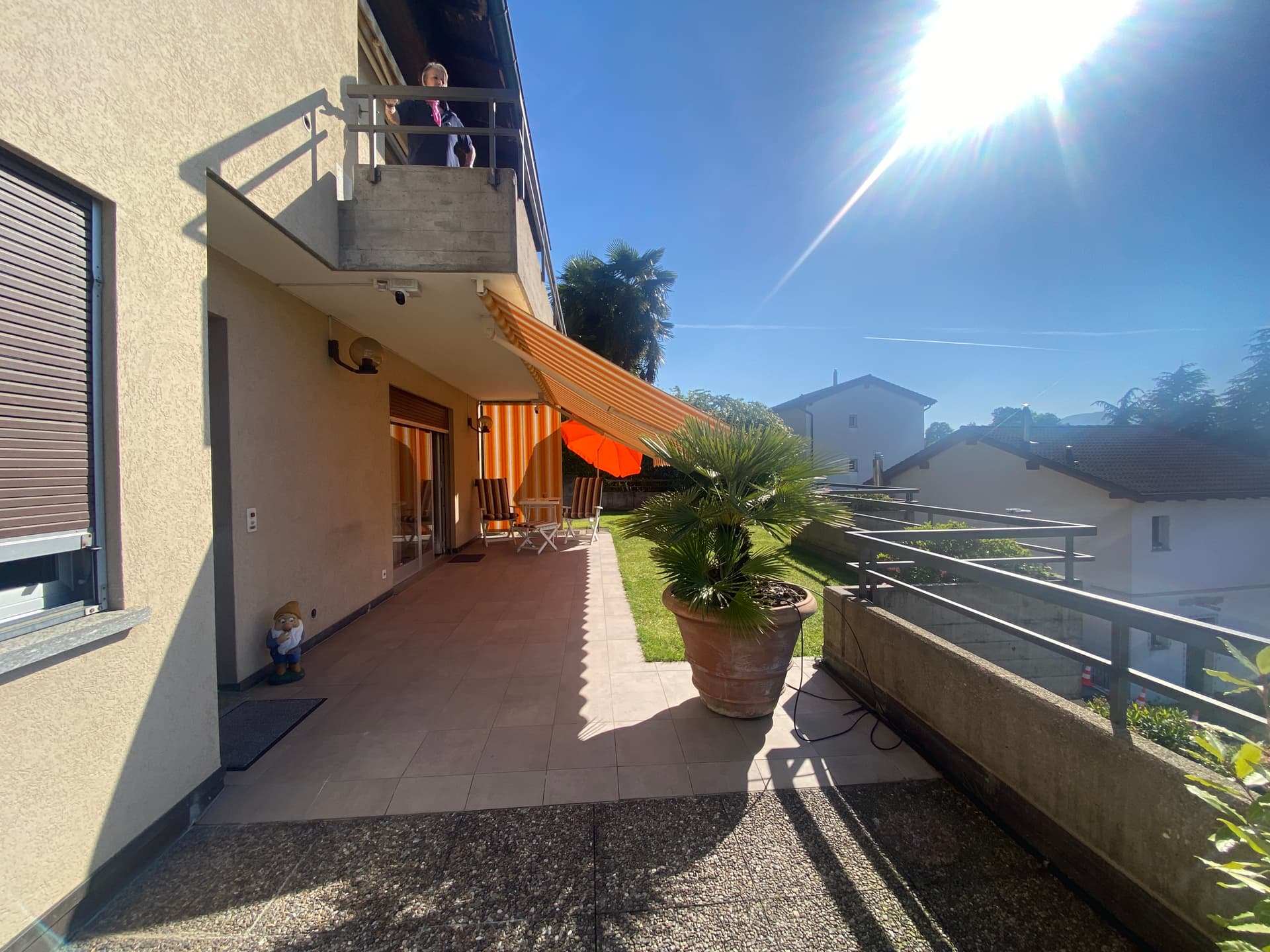 CASA BIFAMILIARE CON VISTA APERTA A MONTAGNOLA