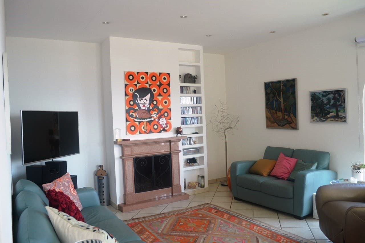 VILLA BIFAMILIARE CON SPLENDIDA VISTA PANORAMICA