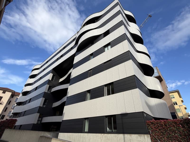 ELEGANTE APPARTAMENTO DI 2.5 LOCALI NEL CUORE DI LUGANO