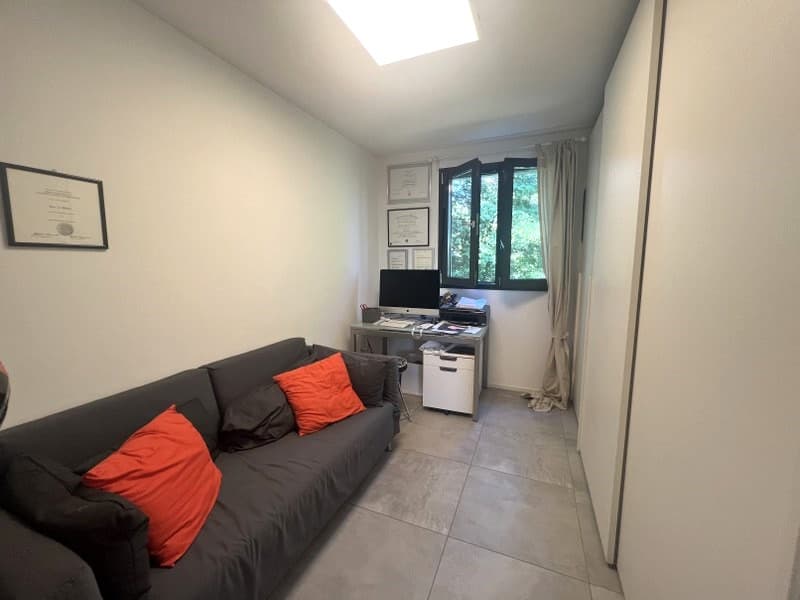 MODERN 4.5-ROOM APARTMENT IN A RESIDENTIAL AREA