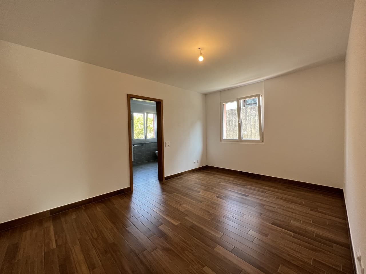 SOLIVA VILLA DI 5.5 LOCALI SUL LAGO