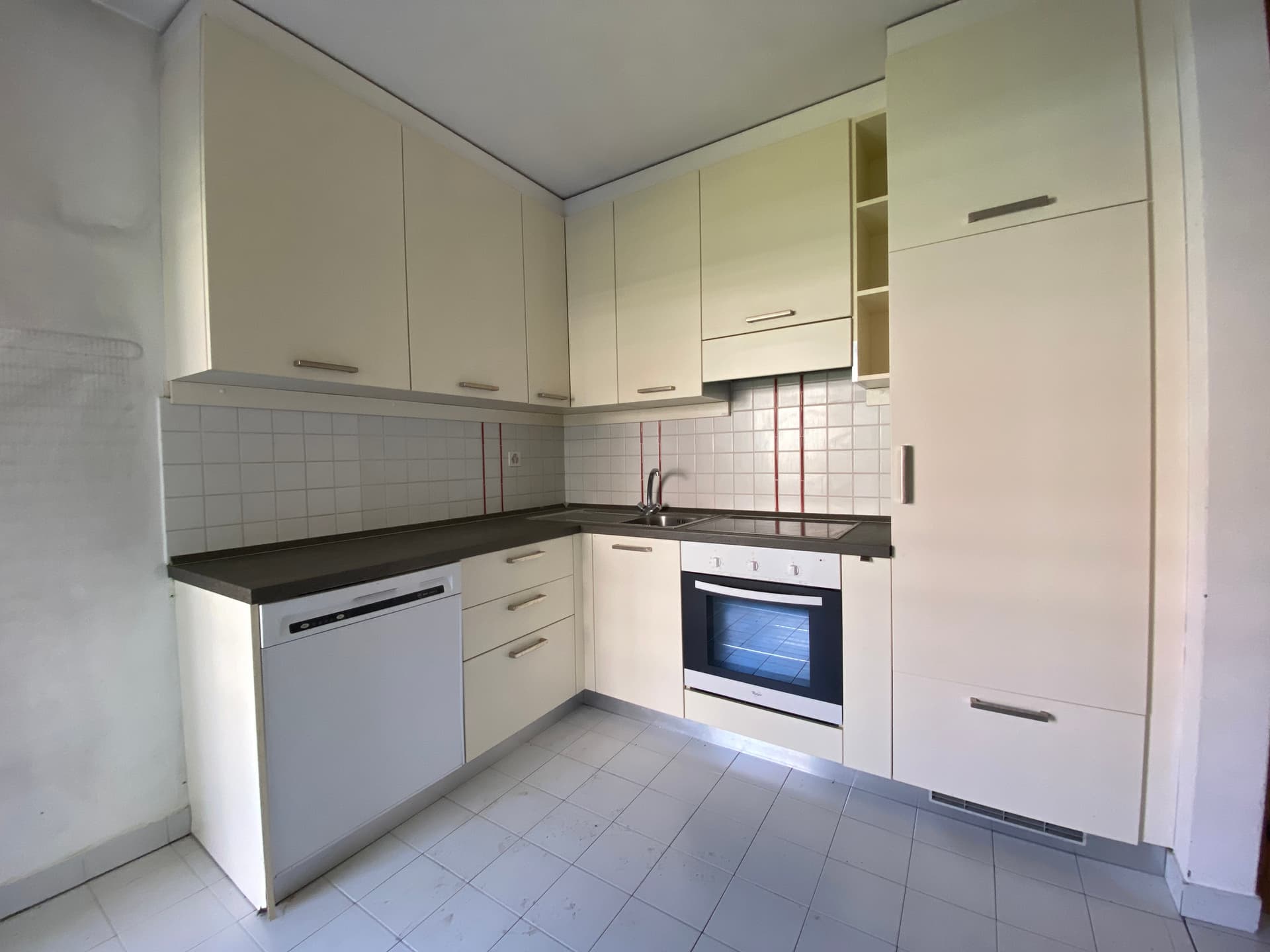 3.5-ROOM APARTMENT – 2ND FLOOR – LIVE IN THE GREEN LANDSCAPE, JUST A STONE'S THROW FROM EVERYTHING