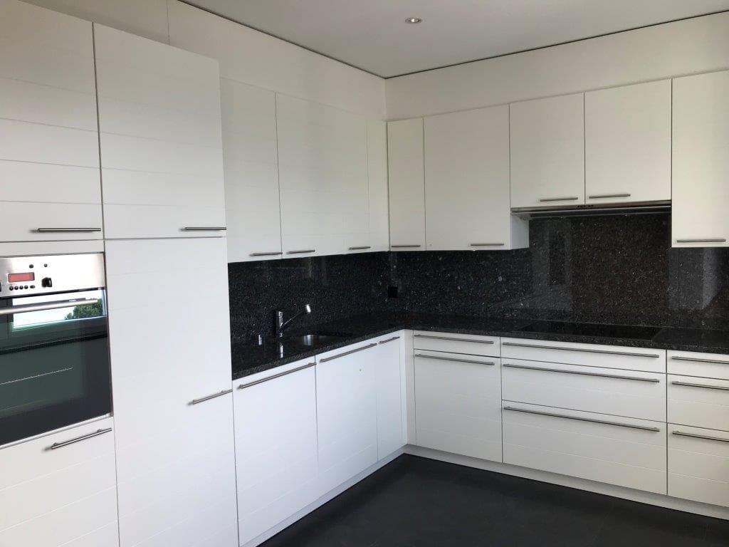 MERAVIGLIOSO ATTICO CON AMPIA TERRAZZA E PANORAMICA VISTA LAGO 