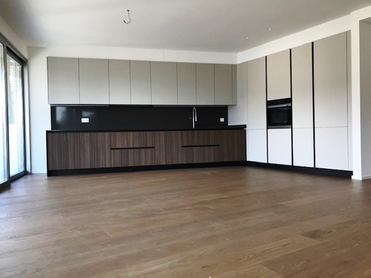 SPLENDIDO APPARTAMENTO 3.5 LOCALI CON AMPIA TERRAZZA