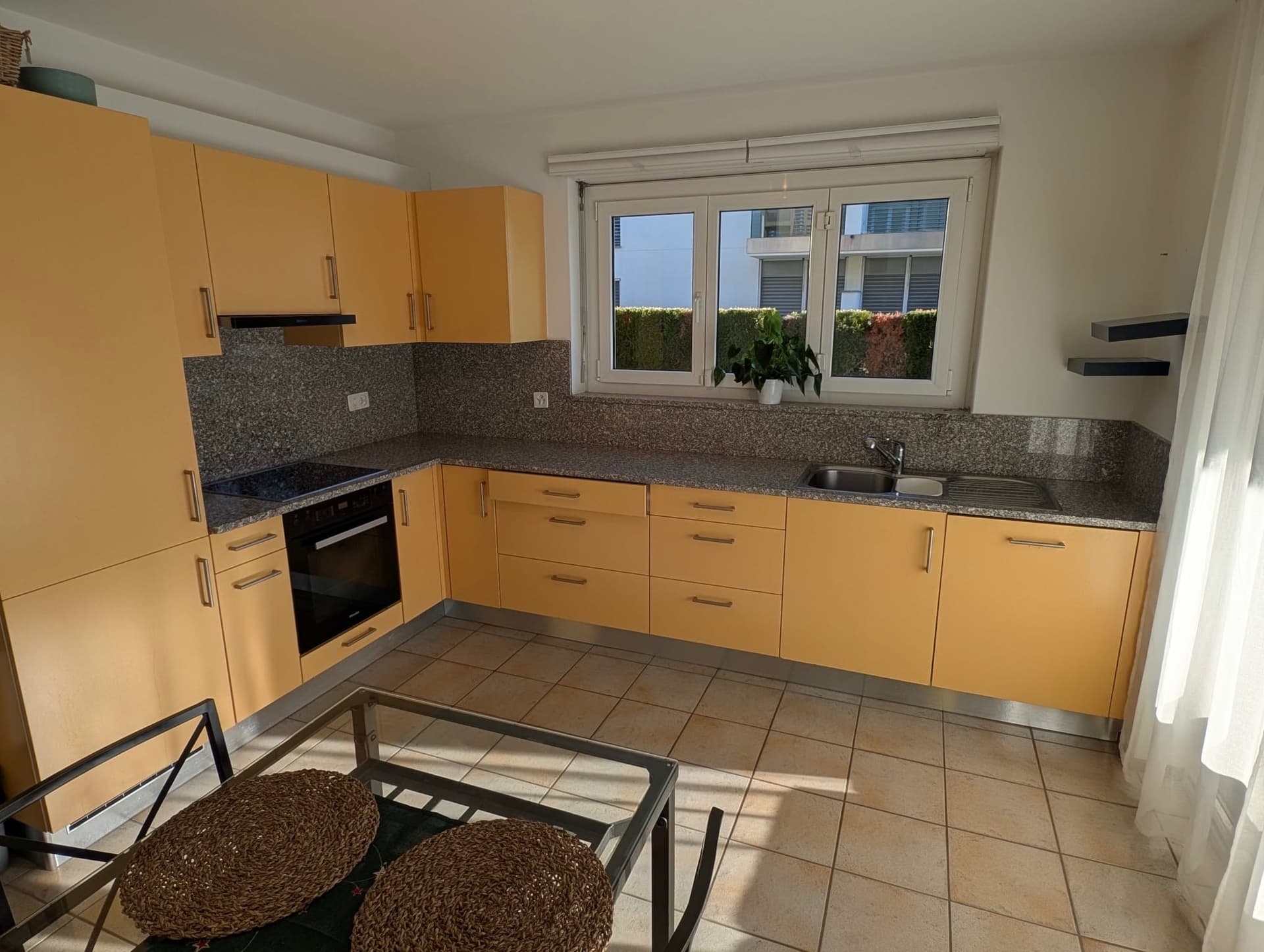 SOLIVO APPARTAMENTO 3.5 LOCALI CON GIARDINO PRIVATO