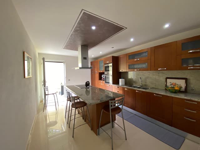 SPLENDIDA CASA UNIFAMILIARE CON VISTA PANORAMICA