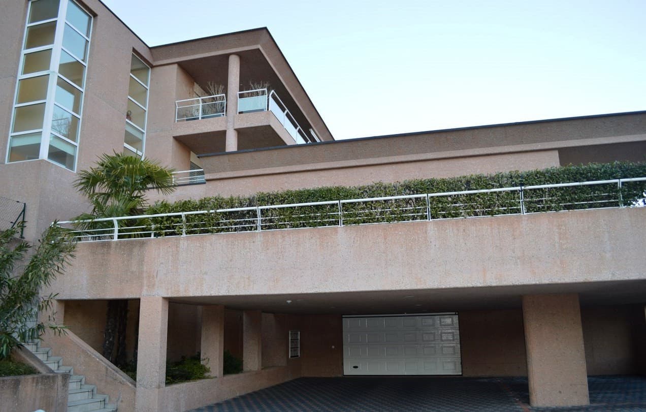 ATTICO 3.5 LOCALI CON SPLENDIDA TERRAZZA CON VISTA SUL LAGO