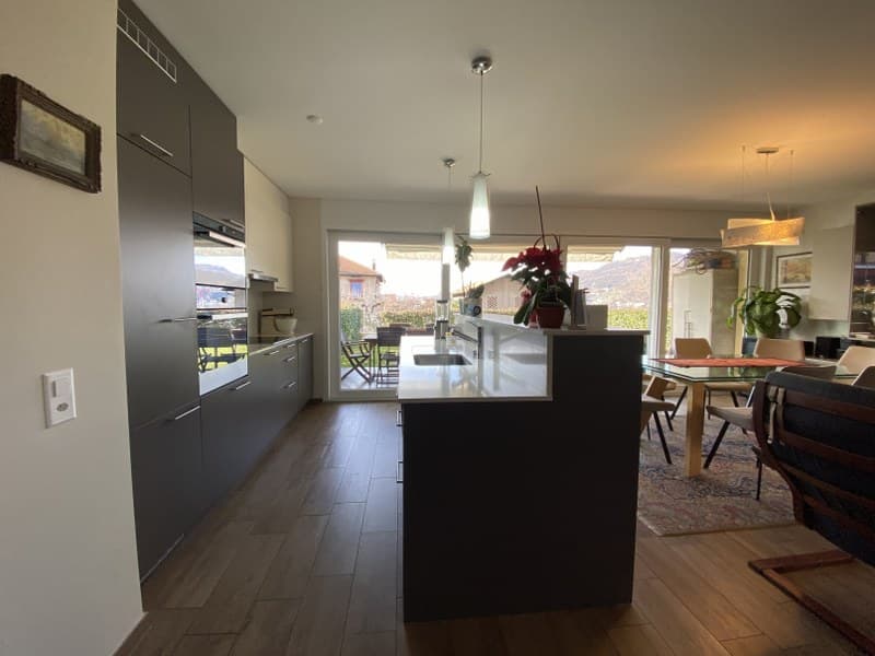 APPARTAMENTO 5.5 LOCALI CON GIARDINO - IDEALE PER LA TUA FAMIGLIA