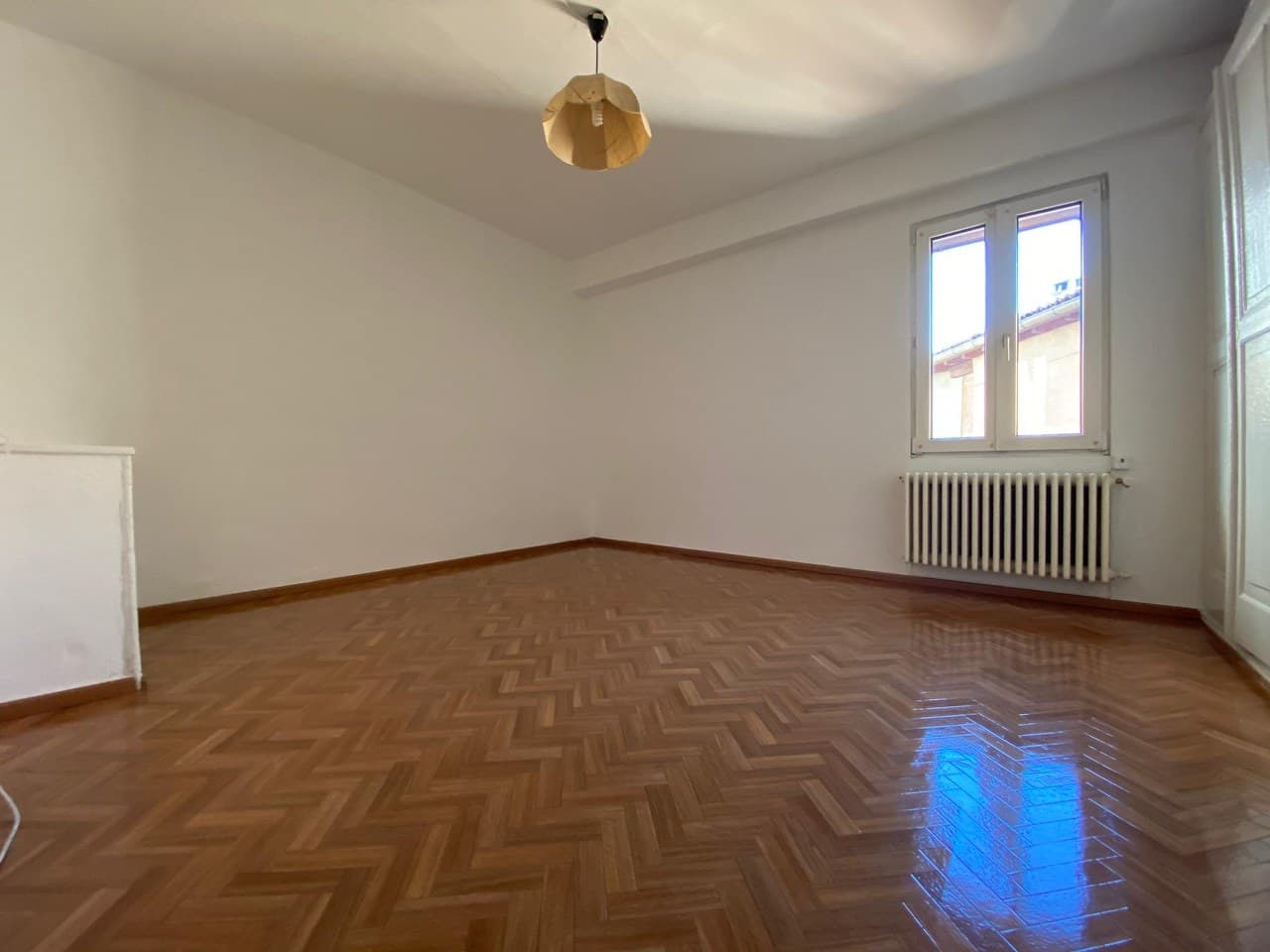 LOVELY 3.5 ROOM APARTEMENT IN A DETACHED HOUSE - IDEAL FOR SINGLES OR YUONG COUPLES