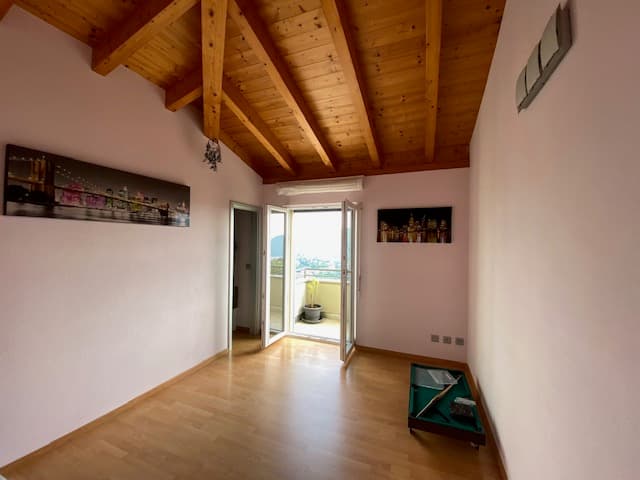 SPLENDIDA CASA UNIFAMILIARE CON VISTA PANORAMICA