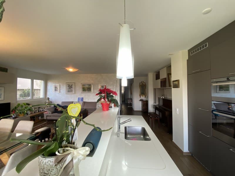 APPARTAMENTO 5.5 LOCALI CON GIARDINO - IDEALE PER LA TUA FAMIGLIA