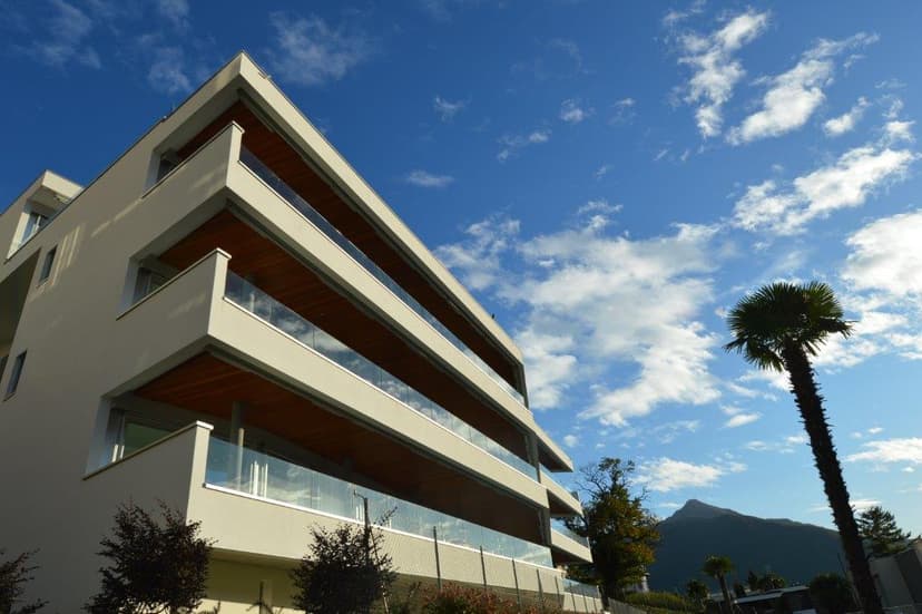 SPLENDIDO APPARTAMENTO 3.5 LOCALI CON AMPIA TERRAZZA