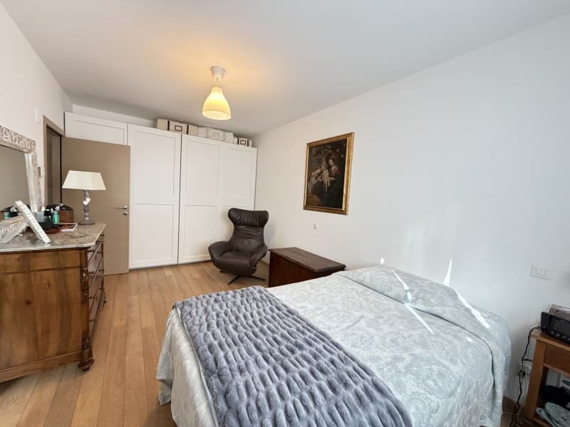 ELEGANTE APPARTAMENTO DI 2.5 LOCALI NEL CUORE DI LUGANO