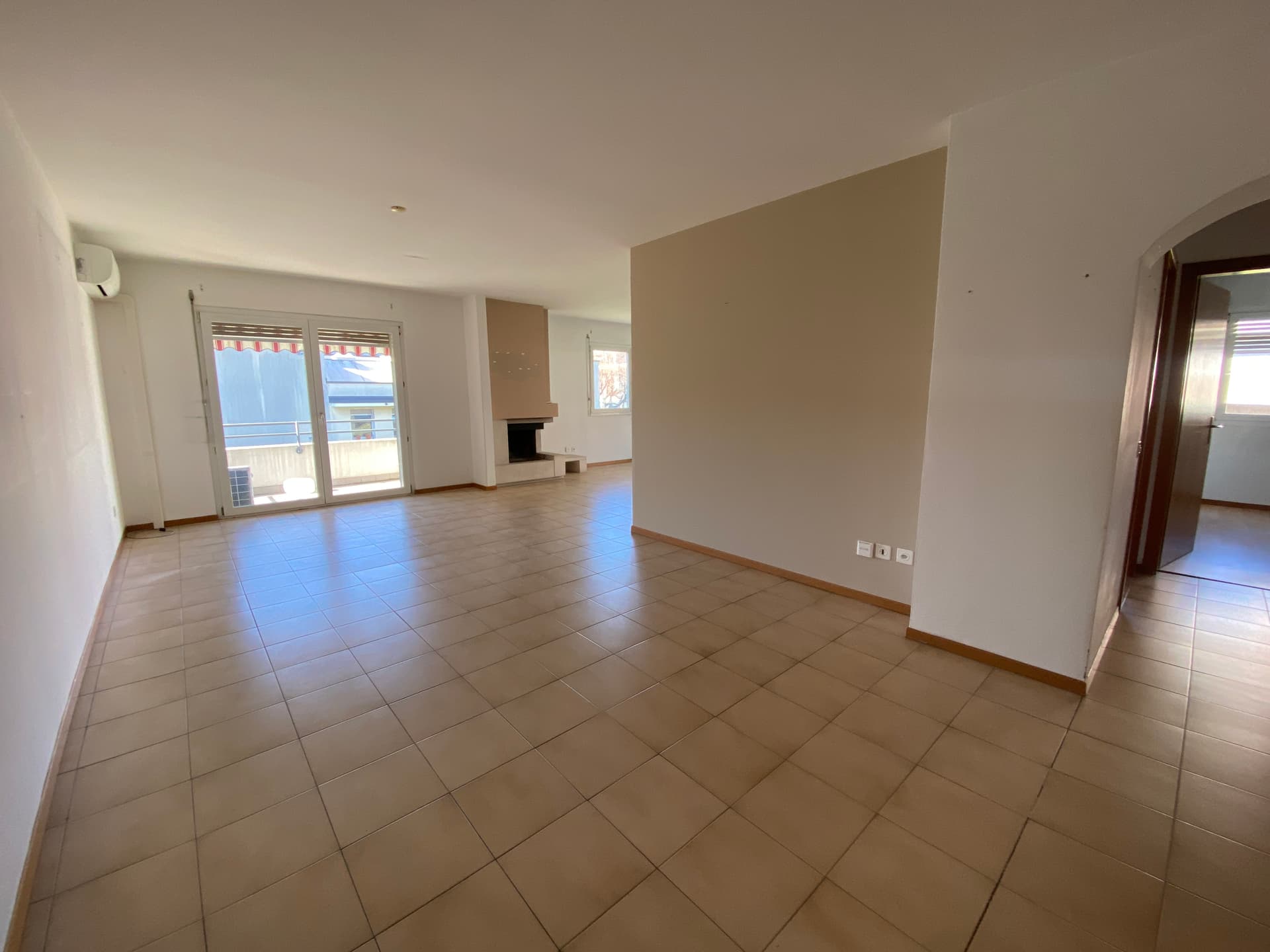 3.5-ROOM APARTMENT – 2ND FLOOR – LIVE IN THE GREEN LANDSCAPE, JUST A STONE'S THROW FROM EVERYTHING