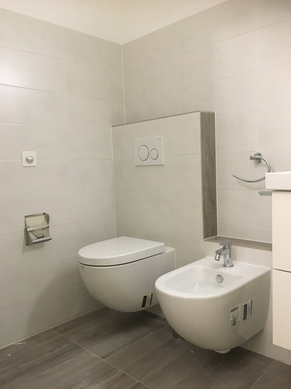 APPARTAMENTO 2.5 LOCALI COMPLETAMENTE ARREDATO